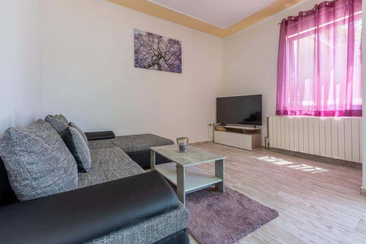 Apartments Antonija Цриквениця Екстер'єр фото