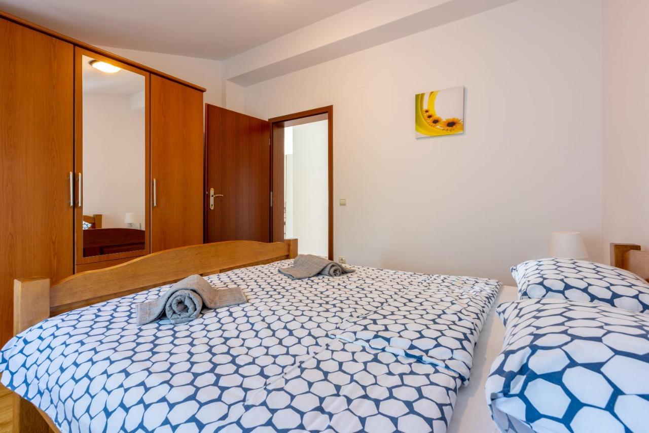 Apartments Antonija Цриквениця Екстер'єр фото