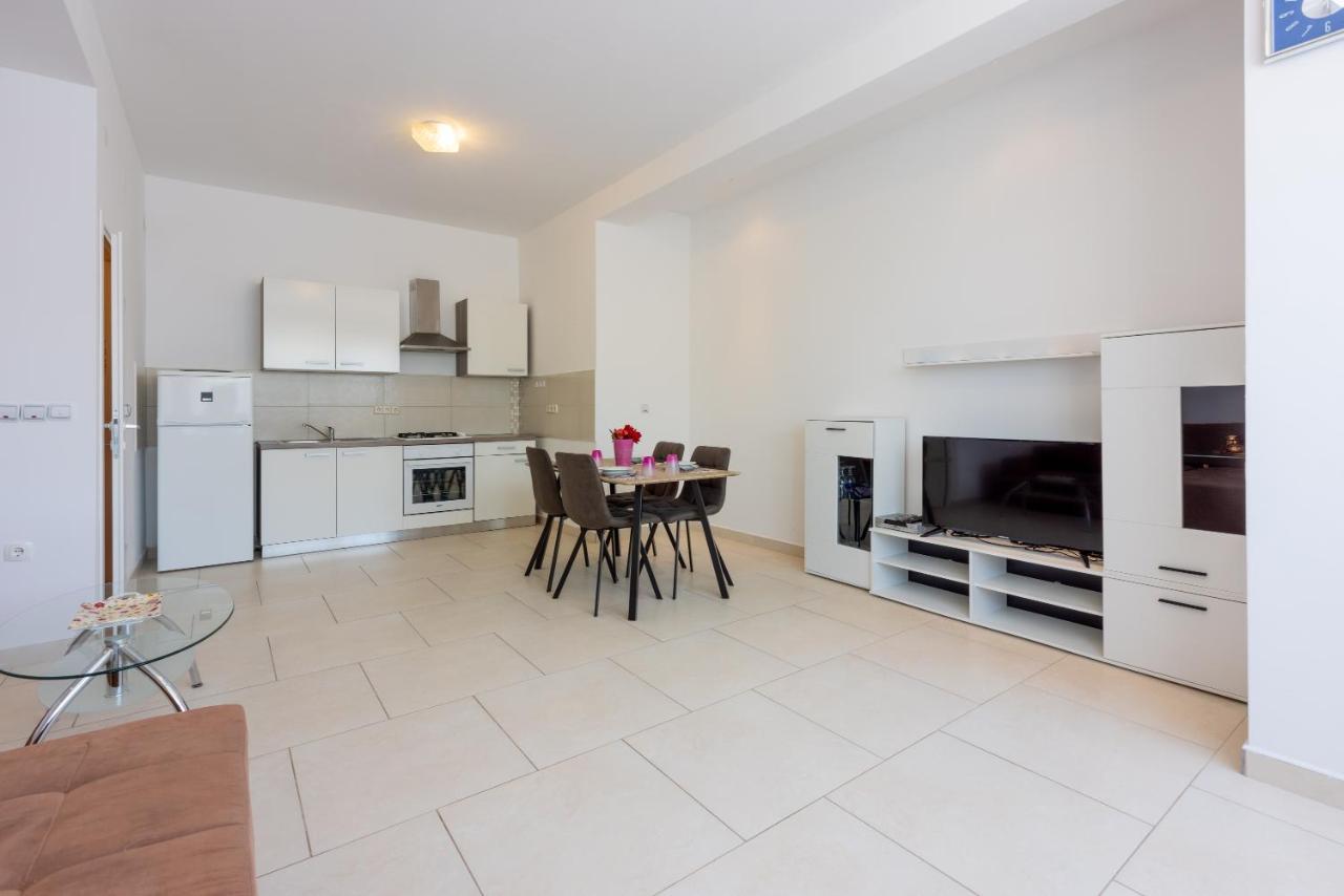 Apartments Antonija Цриквениця Екстер'єр фото