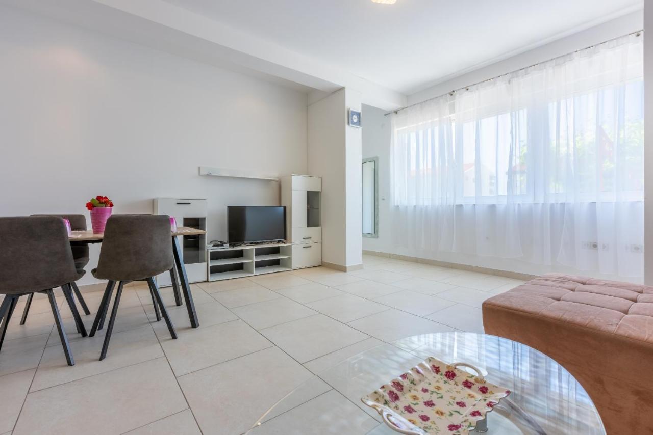 Apartments Antonija Цриквениця Екстер'єр фото