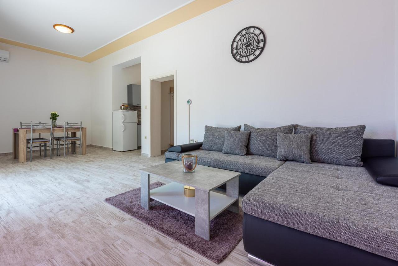 Apartments Antonija Цриквениця Екстер'єр фото